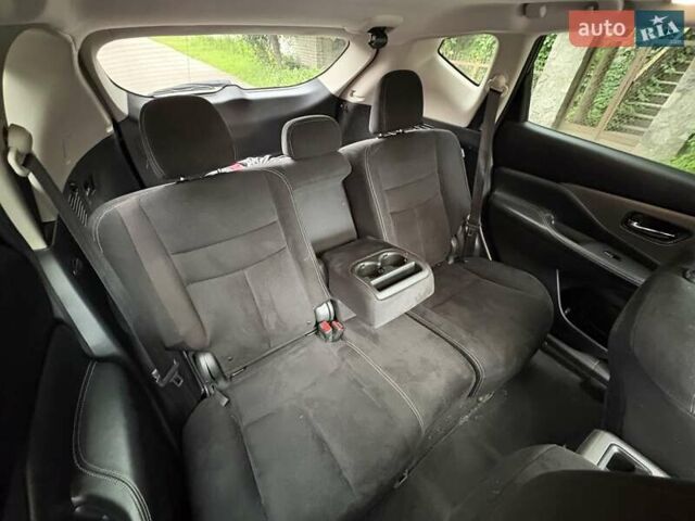 Красный Ниссан Мурано, объемом двигателя 3.5 л и пробегом 57 тыс. км за 17800 $, фото 12 на Automoto.ua