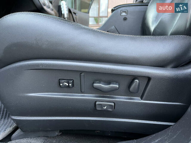 Серый Ниссан Мурано, объемом двигателя 3.5 л и пробегом 305 тыс. км за 5800 $, фото 24 на Automoto.ua