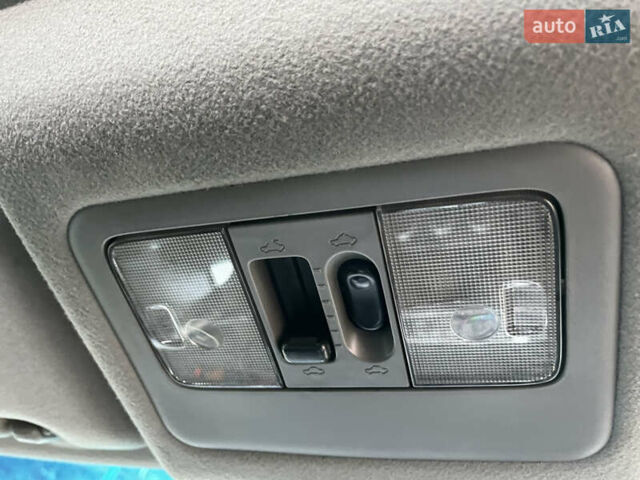 Серый Ниссан Мурано, объемом двигателя 3.5 л и пробегом 305 тыс. км за 5800 $, фото 31 на Automoto.ua