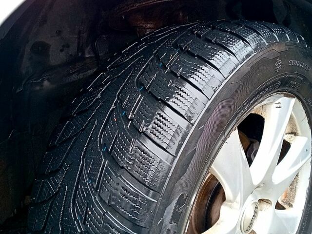 Сірий Ніссан Мурано, об'ємом двигуна 3.5 л та пробігом 295 тис. км за 3500 $, фото 6 на Automoto.ua