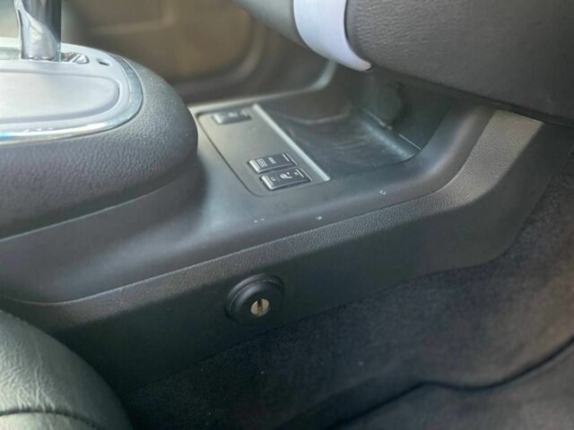 Серый Ниссан Мурано, объемом двигателя 3 л и пробегом 170 тыс. км за 8000 $, фото 7 на Automoto.ua