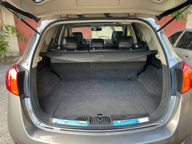 Серый Ниссан Мурано, объемом двигателя 3 л и пробегом 170 тыс. км за 8000 $, фото 3 на Automoto.ua