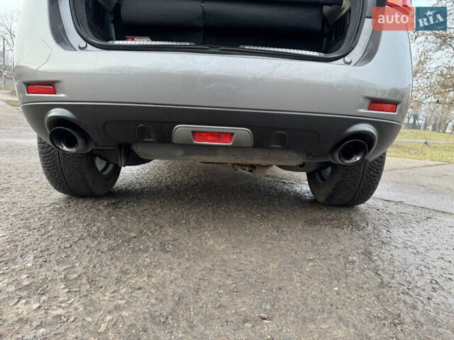 Сірий Ніссан Мурано, об'ємом двигуна 2.49 л та пробігом 266 тис. км за 12000 $, фото 42 на Automoto.ua