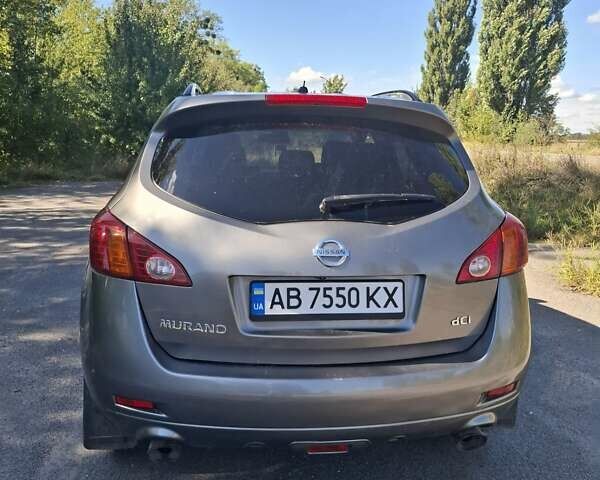 Серый Ниссан Мурано, объемом двигателя 2.49 л и пробегом 263 тыс. км за 12500 $, фото 8 на Automoto.ua