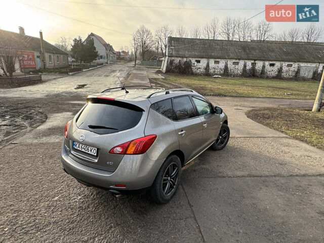 Сірий Ніссан Мурано, об'ємом двигуна 2.49 л та пробігом 266 тис. км за 12000 $, фото 52 на Automoto.ua