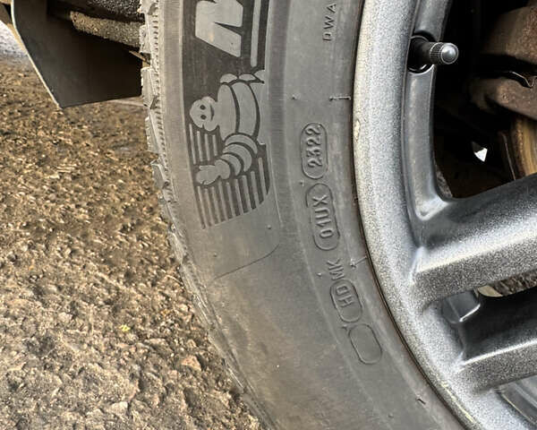 Сірий Ніссан Мурано, об'ємом двигуна 2.49 л та пробігом 266 тис. км за 12000 $, фото 50 на Automoto.ua