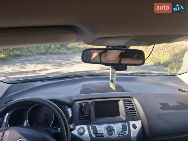 Серый Ниссан Мурано, объемом двигателя 2.49 л и пробегом 263 тыс. км за 12500 $, фото 13 на Automoto.ua