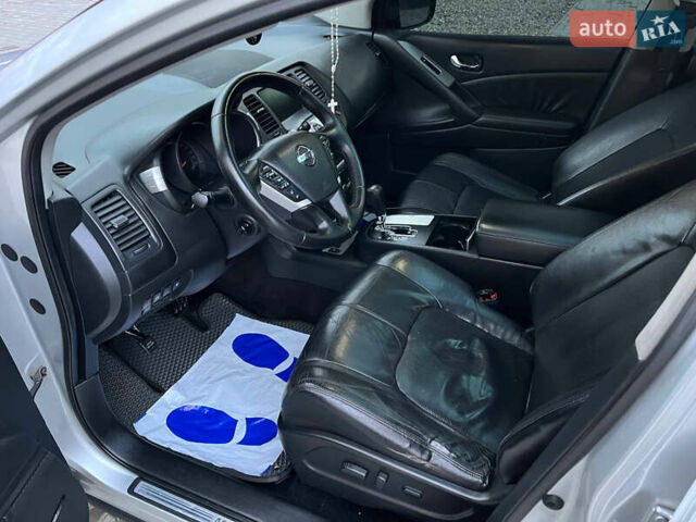 Сірий Ніссан Мурано, об'ємом двигуна 2.49 л та пробігом 266 тис. км за 8900 $, фото 13 на Automoto.ua