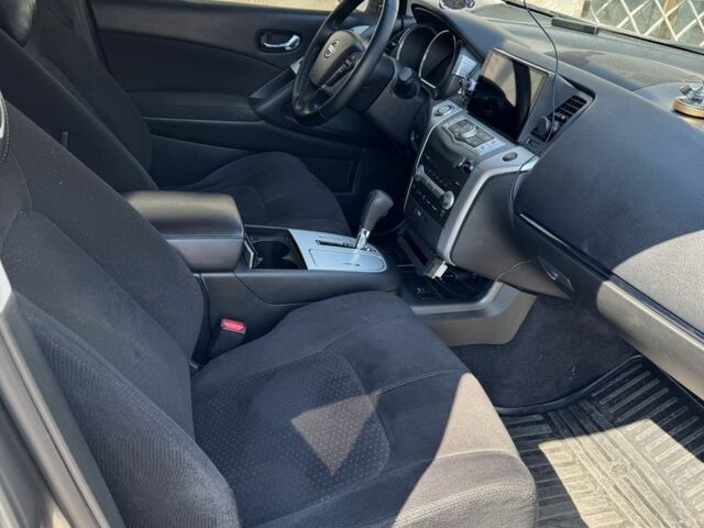 Серый Ниссан Мурано, объемом двигателя 3.5 л и пробегом 150 тыс. км за 9600 $, фото 6 на Automoto.ua