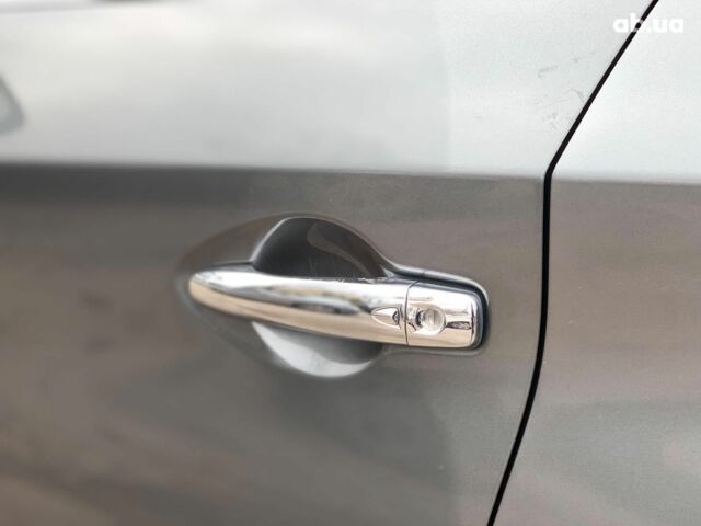 Серый Ниссан Мурано, объемом двигателя 3.5 л и пробегом 230 тыс. км за 15340 $, фото 8 на Automoto.ua