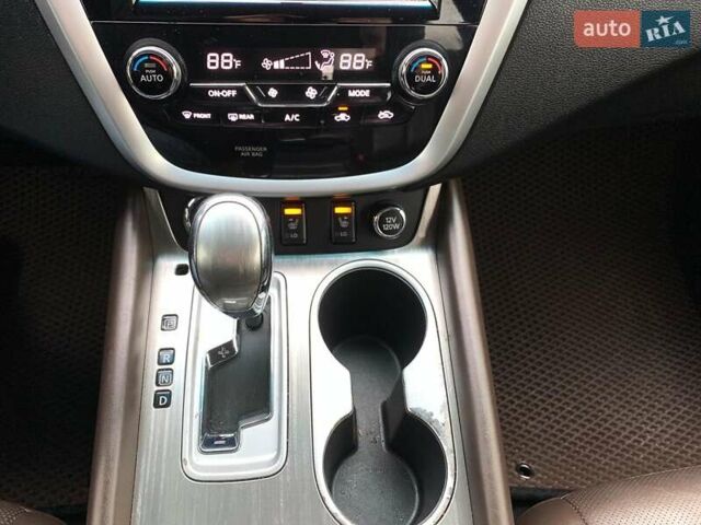 Сірий Ніссан Мурано, об'ємом двигуна 3.5 л та пробігом 230 тис. км за 15340 $, фото 35 на Automoto.ua