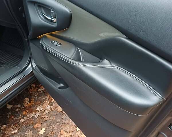 Серый Ниссан Мурано, объемом двигателя 3.5 л и пробегом 111 тыс. км за 15888 $, фото 21 на Automoto.ua