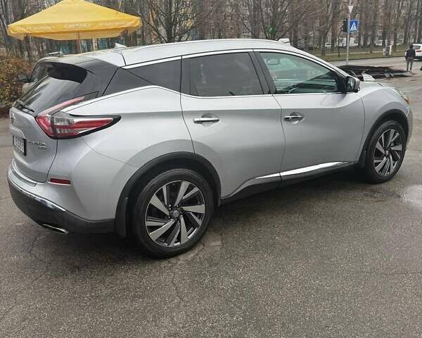 Серый Ниссан Мурано, объемом двигателя 3.5 л и пробегом 235 тыс. км за 14000 $, фото 3 на Automoto.ua