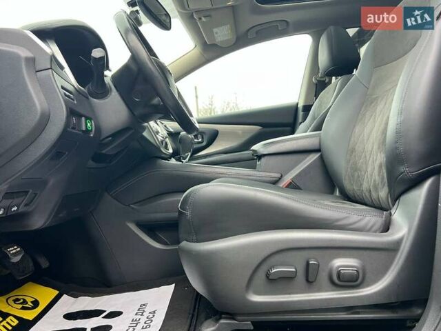 Серый Ниссан Мурано, объемом двигателя 3.5 л и пробегом 150 тыс. км за 15800 $, фото 18 на Automoto.ua