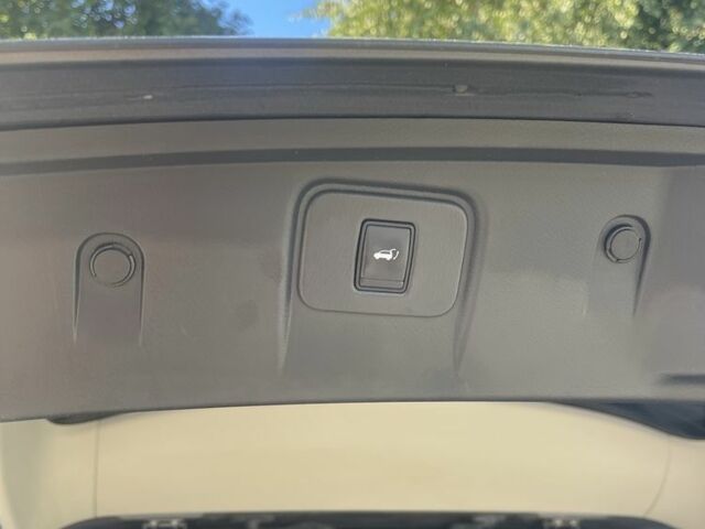 Серый Ниссан Мурано, объемом двигателя 3.5 л и пробегом 257 тыс. км за 16900 $, фото 23 на Automoto.ua