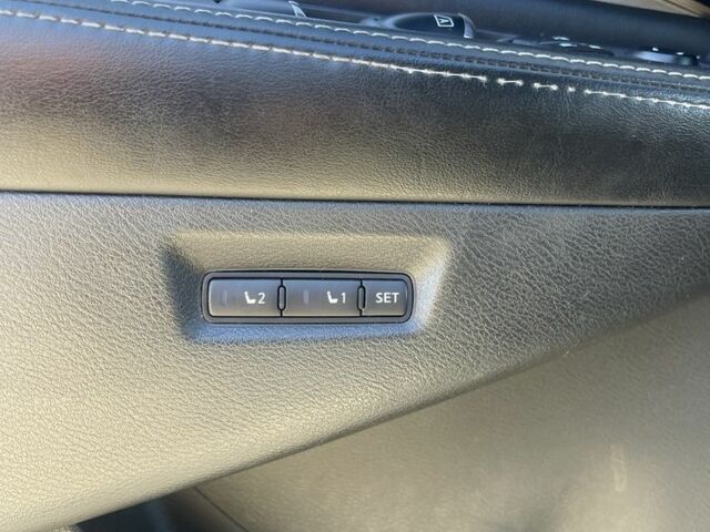 Серый Ниссан Мурано, объемом двигателя 3.5 л и пробегом 257 тыс. км за 16900 $, фото 18 на Automoto.ua