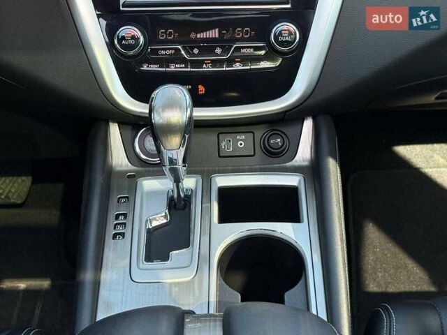 Сірий Ніссан Мурано, об'ємом двигуна 3.5 л та пробігом 96 тис. км за 16900 $, фото 41 на Automoto.ua