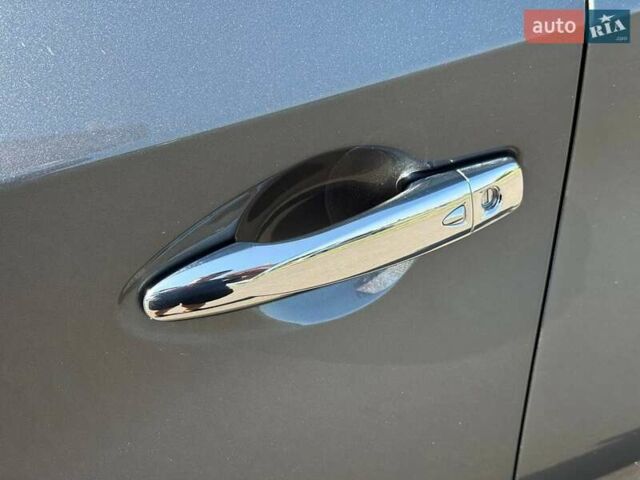 Сірий Ніссан Мурано, об'ємом двигуна 3.5 л та пробігом 96 тис. км за 16900 $, фото 14 на Automoto.ua