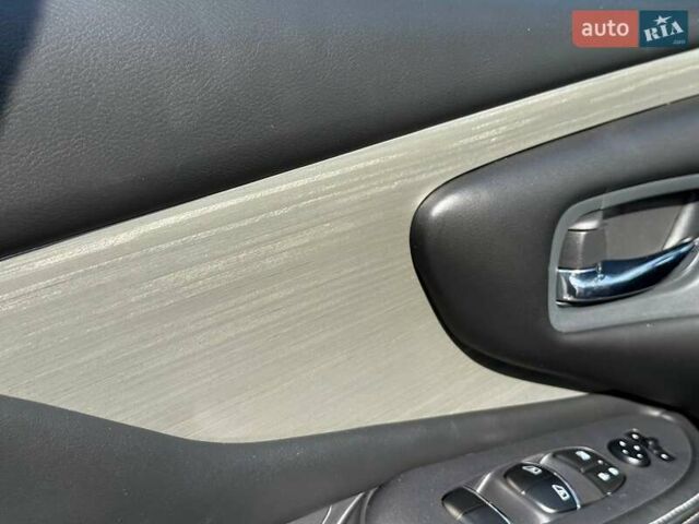 Сірий Ніссан Мурано, об'ємом двигуна 3.5 л та пробігом 96 тис. км за 16900 $, фото 32 на Automoto.ua