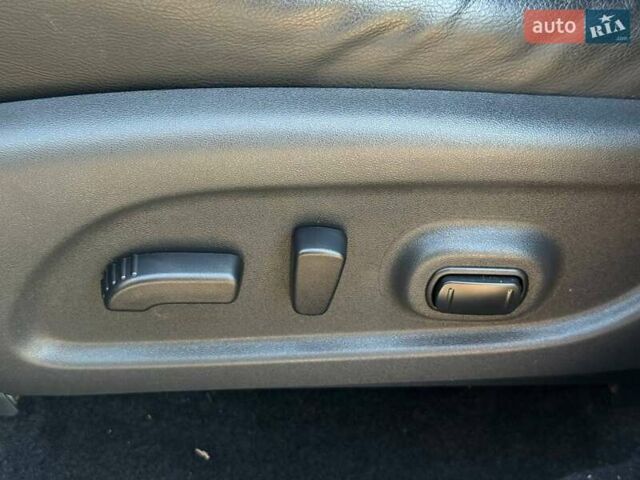 Сірий Ніссан Мурано, об'ємом двигуна 3.5 л та пробігом 96 тис. км за 16900 $, фото 33 на Automoto.ua