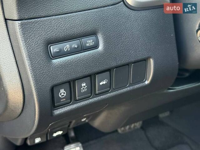 Сірий Ніссан Мурано, об'ємом двигуна 3.5 л та пробігом 96 тис. км за 16900 $, фото 34 на Automoto.ua