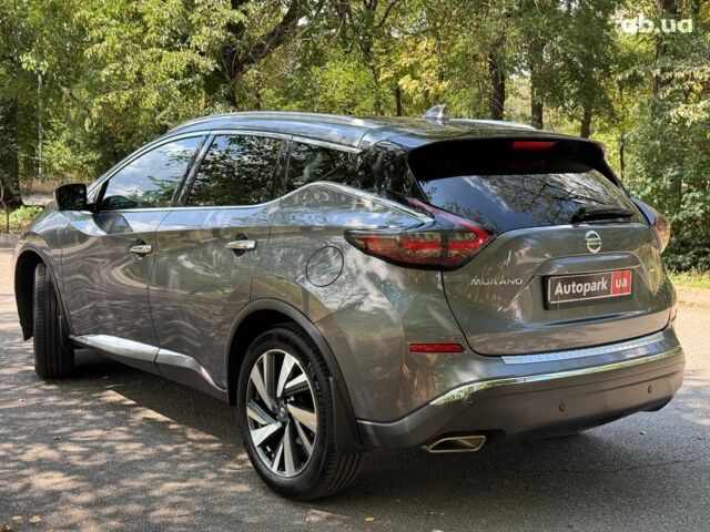 Серый Ниссан Мурано, объемом двигателя 3.5 л и пробегом 148 тыс. км за 21990 $, фото 2 на Automoto.ua