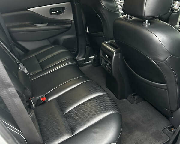 Серый Ниссан Мурано, объемом двигателя 3.5 л и пробегом 118 тыс. км за 17700 $, фото 9 на Automoto.ua