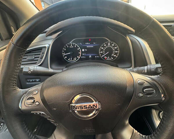 Сірий Ніссан Мурано, об'ємом двигуна 3.5 л та пробігом 58 тис. км за 18500 $, фото 13 на Automoto.ua