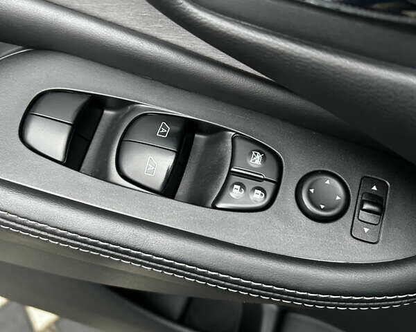 Серый Ниссан Мурано, объемом двигателя 3.5 л и пробегом 118 тыс. км за 17700 $, фото 16 на Automoto.ua