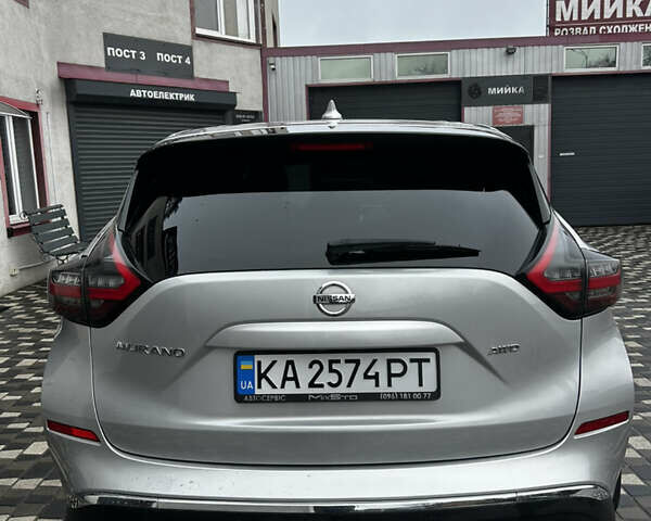 Серый Ниссан Мурано, объемом двигателя 3.5 л и пробегом 118 тыс. км за 17700 $, фото 4 на Automoto.ua