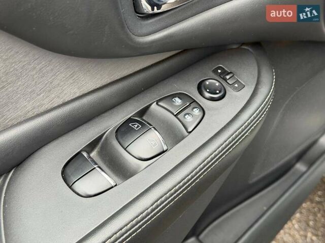 Серый Ниссан Мурано, объемом двигателя 3.5 л и пробегом 55 тыс. км за 26500 $, фото 35 на Automoto.ua