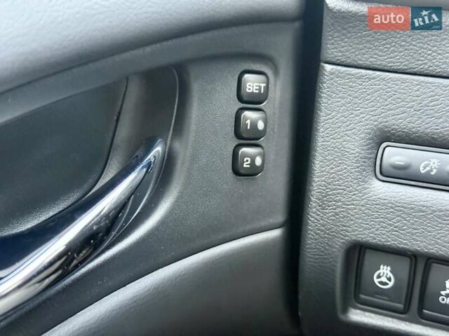 Серый Ниссан Мурано, объемом двигателя 3.5 л и пробегом 32 тыс. км за 24300 $, фото 23 на Automoto.ua