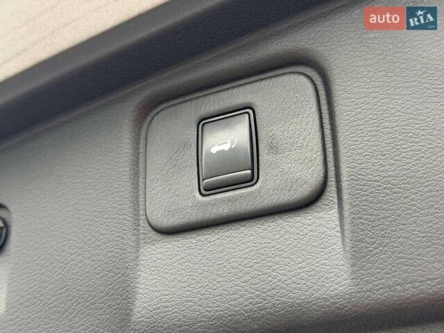 Серый Ниссан Мурано, объемом двигателя 3.5 л и пробегом 55 тыс. км за 26500 $, фото 30 на Automoto.ua