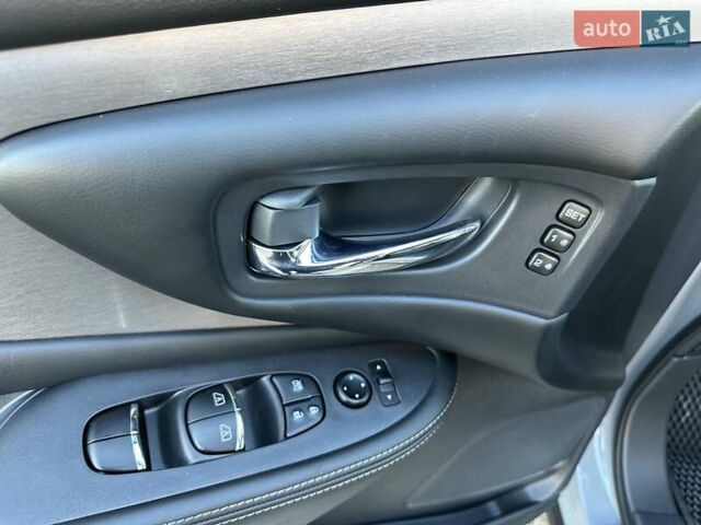 Серый Ниссан Мурано, объемом двигателя 3.5 л и пробегом 48 тыс. км за 24600 $, фото 46 на Automoto.ua