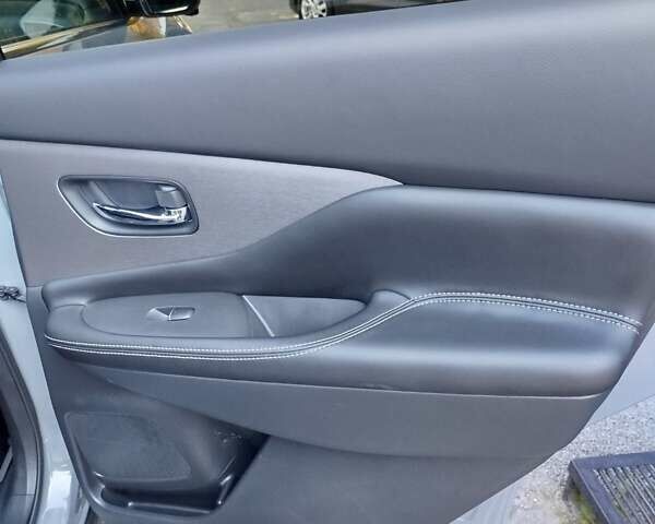 Серый Ниссан Мурано, объемом двигателя 3.5 л и пробегом 74 тыс. км за 22100 $, фото 14 на Automoto.ua