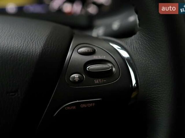 Серый Ниссан Мурано, объемом двигателя 3.5 л и пробегом 1 тыс. км за 26899 $, фото 125 на Automoto.ua