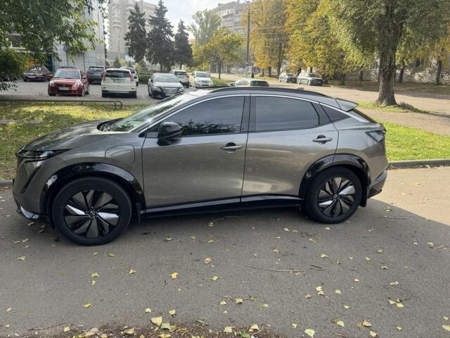 Сірий Ніссан Мурано, об'ємом двигуна 0 л та пробігом 30 тис. км за 27000 $, фото 1 на Automoto.ua