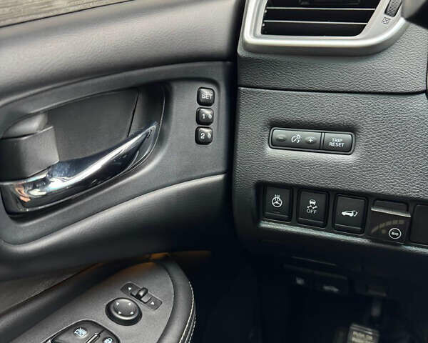 Синий Ниссан Мурано, объемом двигателя 3.5 л и пробегом 110 тыс. км за 17999 $, фото 10 на Automoto.ua