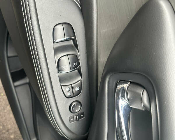 Синий Ниссан Мурано, объемом двигателя 3.5 л и пробегом 115 тыс. км за 17250 $, фото 7 на Automoto.ua