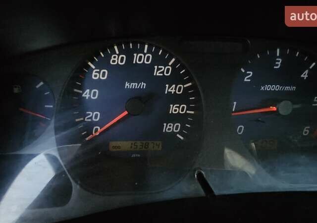 Черный Ниссан НП300, объемом двигателя 2.49 л и пробегом 153 тыс. км за 10900 $, фото 6 на Automoto.ua