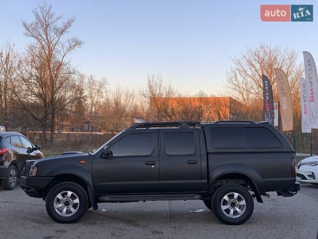 Чорний Ніссан НП300, об'ємом двигуна 2.5 л та пробігом 220 тис. км за 14999 $, фото 11 на Automoto.ua