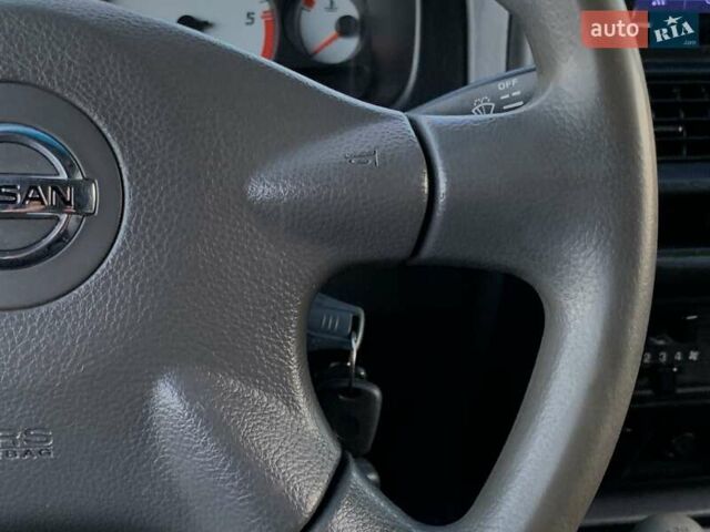 Чорний Ніссан НП300, об'ємом двигуна 2.5 л та пробігом 220 тис. км за 14999 $, фото 40 на Automoto.ua