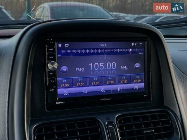 Чорний Ніссан НП300, об'ємом двигуна 2.5 л та пробігом 220 тис. км за 14999 $, фото 47 на Automoto.ua