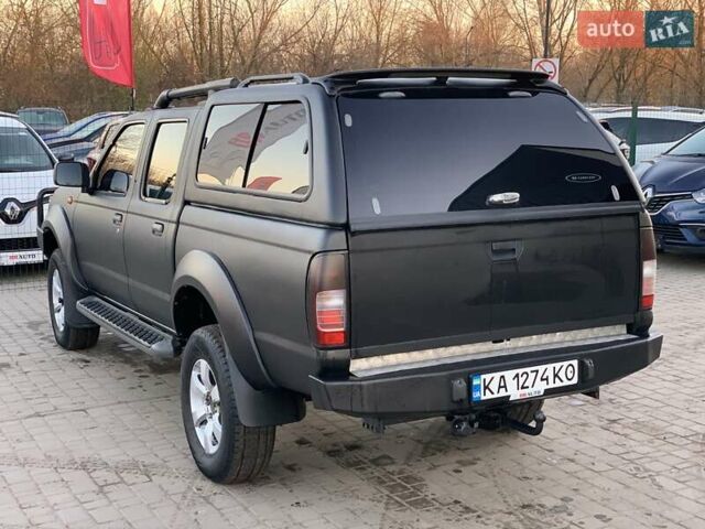 Чорний Ніссан НП300, об'ємом двигуна 2.5 л та пробігом 220 тис. км за 14999 $, фото 19 на Automoto.ua