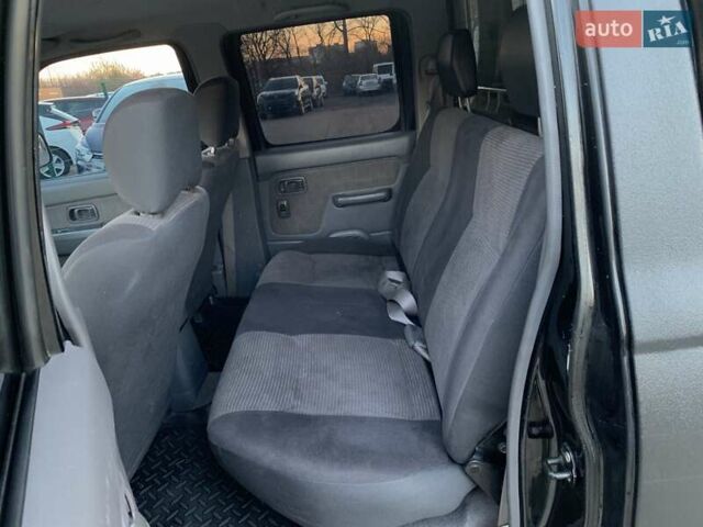 Чорний Ніссан НП300, об'ємом двигуна 2.5 л та пробігом 220 тис. км за 14999 $, фото 26 на Automoto.ua