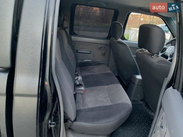 Чорний Ніссан НП300, об'ємом двигуна 2.5 л та пробігом 220 тис. км за 14999 $, фото 29 на Automoto.ua
