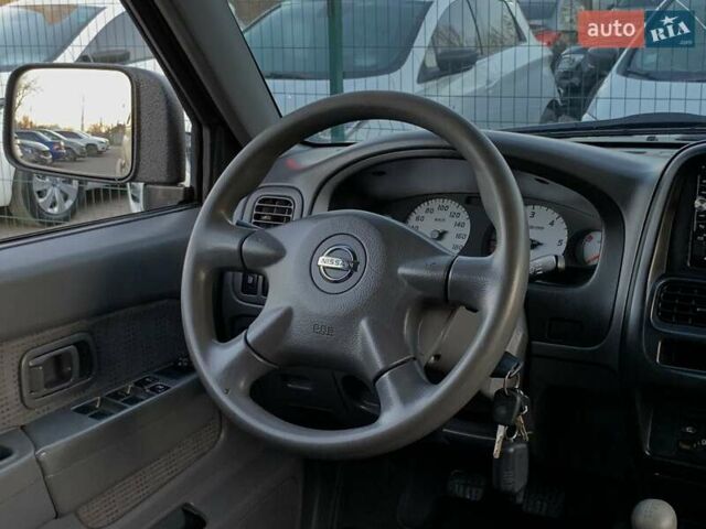 Чорний Ніссан НП300, об'ємом двигуна 2.5 л та пробігом 220 тис. км за 14999 $, фото 33 на Automoto.ua