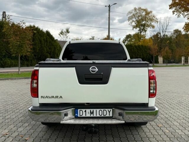 Ниссан Навара 2003 в Сумах на Automoto.ua Белый Ниссан Навара, объемом двигателя 2.5 л и пробегом 278 тыс. км за 4100 $, фото 2 на Automoto.ua