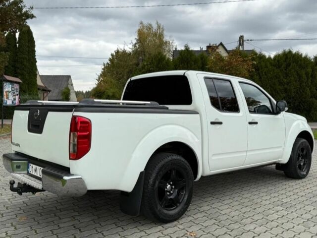 Ниссан Навара 2003 в Сумах на Automoto.ua Белый Ниссан Навара, объемом двигателя 2.5 л и пробегом 278 тыс. км за 4100 $, фото 7 на Automoto.ua