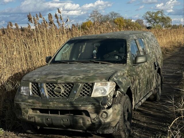 Ниссан Навара 2006 в Барвенковом на Automoto.ua Бежевый Ниссан Навара, объемом двигателя 2.5 л и пробегом 360 тыс. км за 6499 $, фото 2 на Automoto.ua